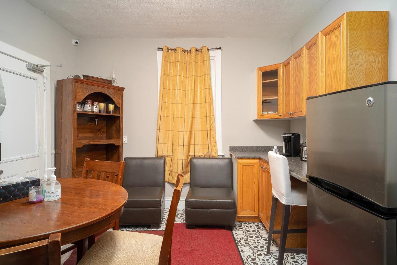 Room #2 Downtown 渥太華 外观 照片