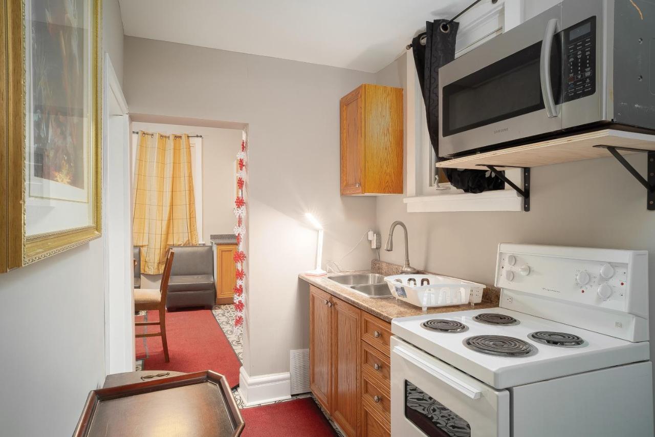 Room #2 Downtown 渥太華 外观 照片